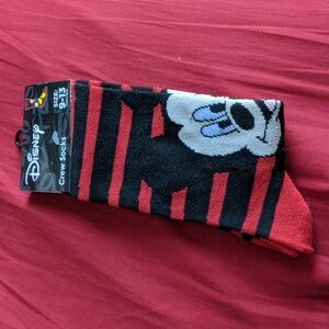 Disney Mickey Mouse Sz 9-13 Crew Socks Unisex onesize Fits All